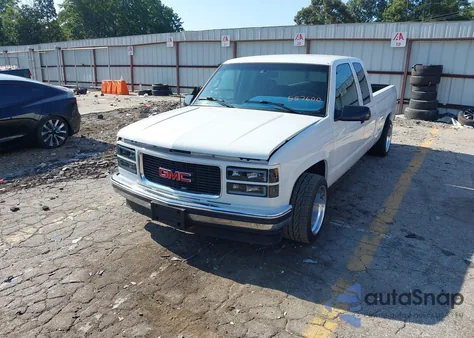 1996 GMC Sierra C1500 z USA, uszkodzony, nr VIN 2GTEC19R5T1557600